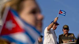 Cuba proclama nueva Constitución socialista en medio de hostilidades de EE.UU.