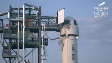 William Shatner se prepara para subir al cohete de Bezos
