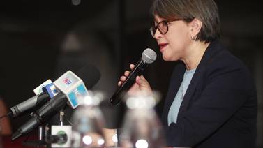 Hazel Cepeda cuestiona legalidad de su destitución del ICE, ambas partes enfrentadas sobre los resultados de su gestión