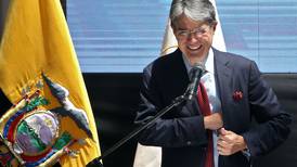 Ecuador buscará acuerdo de libre comercio con México
