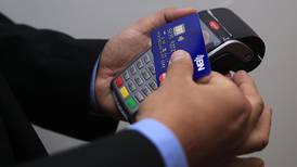 Banco Nacional suspenderá cobro mensual por el uso de datáfonos en comercios 
