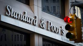 Standard & Poor’s advierte sobre la necesidad de aprobación de financiamiento y mantiene calificación “B” con perspectiva negativa a Costa Rica