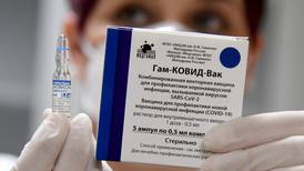 Vacuna Sputnik V divide a Europa oriental: ¿arma de propaganda o bendición?