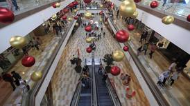 Los ‘malls’ aprovechan el fin de año con Mundial de fútbol para unirlo a las actividades navideñas