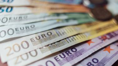 El Banco Central Europeo  mantiene sin cambios sus tasas de interés, pese a baja en la inflación