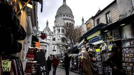 París apenas recibe 40% del volumen prepandemia de turistas extranjeros 
