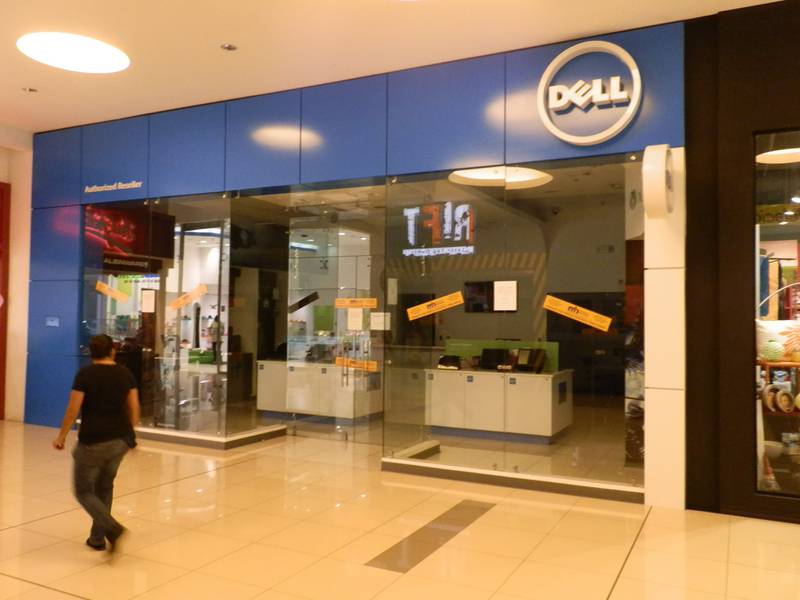 Tributación cerró las tiendas Dell en Multiplaza Curridabat y Plaza