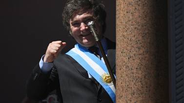 El presidente “troll”: Milei gobierna Argentina a través de las redes sociales