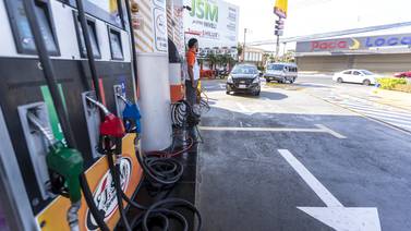 10 grupos empresariales están detrás del 42% de gasolineras en Costa Rica 