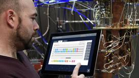 Alemania inaugura su primer ordenador cuántico instalado por la compañía informática IBM 