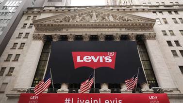 Levi’s triunfa con un alza de casi el 32% en su regreso a Wall Street