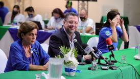 Rodrigo Chaves afirma que plan de empleo público, que defendió como “fundamental” cuando era ministro, debería vetarse