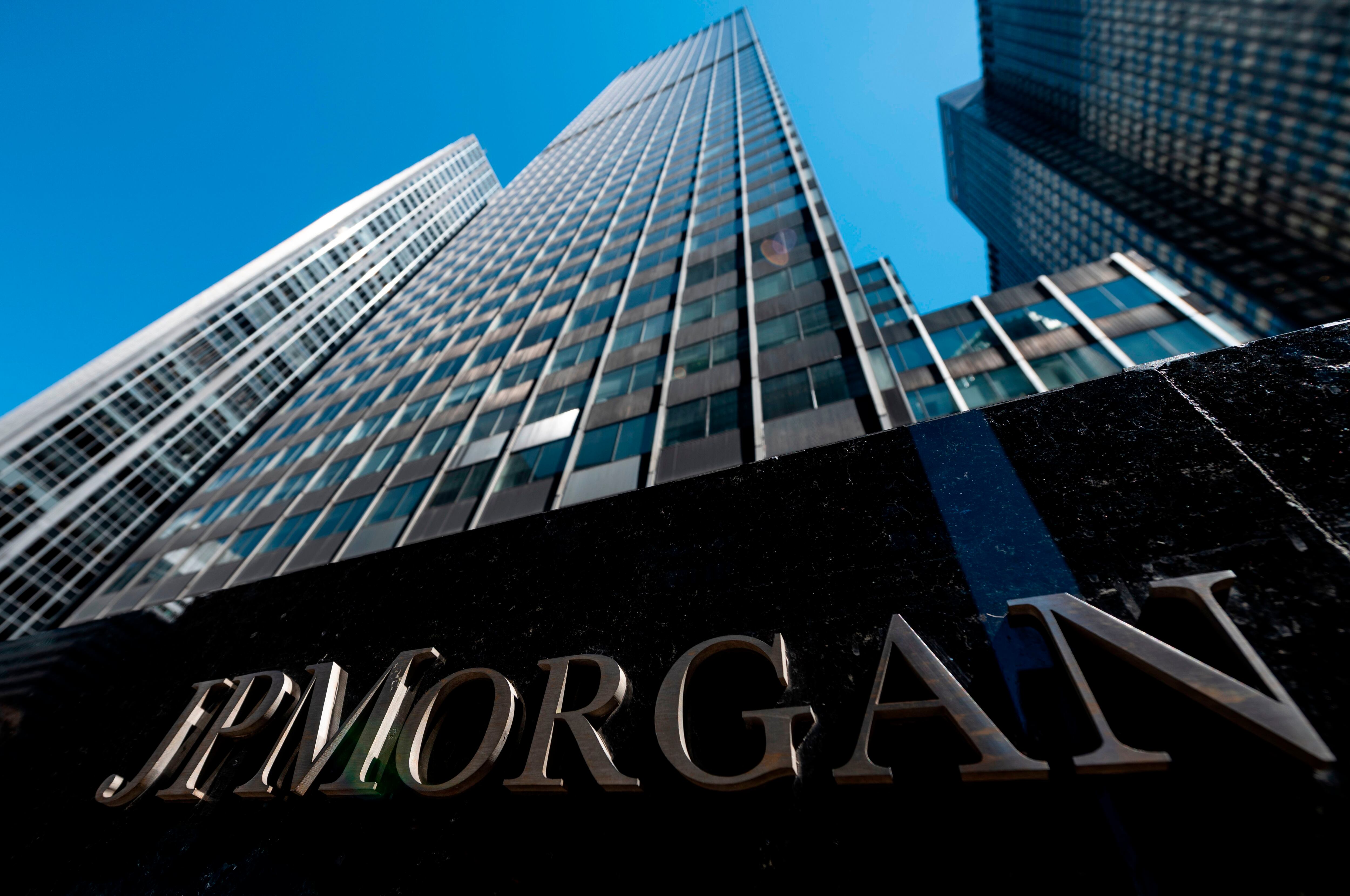 A pesar del anuncio, entre los 7.000 bancos comerciales de Estados Unidos, solo 35 adhirieron al sistema, entre ellos algunos bancos conocidos como Wells Fargo y JPMorgan Chase.