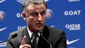 El entrenador del PSG enciende el debate sobre el uso de jets privados en Francia