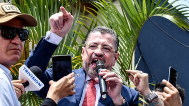 TSE admite amparo electoral contra Rodrigo Chaves y le gira medidas cautelares