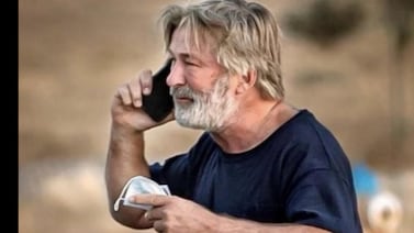 Hollywood se replantea el uso de armas de fuego tras la tragedia de Alec Baldwin y “Rust”