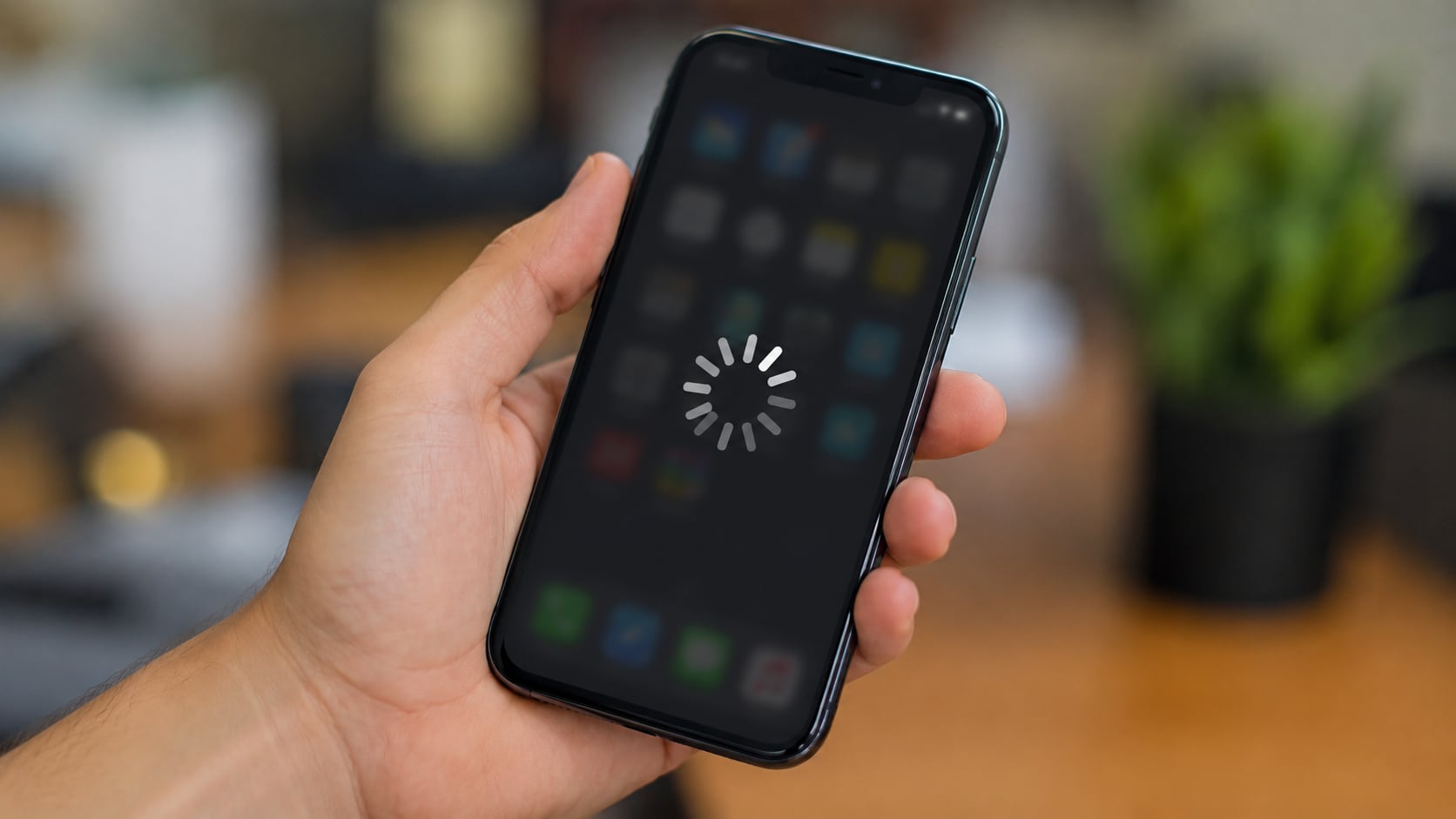 Prácticas cotidianas que parecen inofensivas pueden provocar bloqueos, lentitud y una menor estabilidad en celulares Android y otros smartphones.
