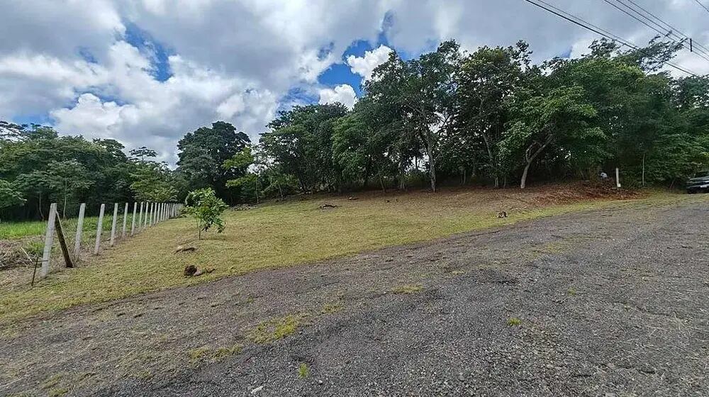 Lote en el Condominio Bosques de Tecal #33, en San Mateo de Alajuela.