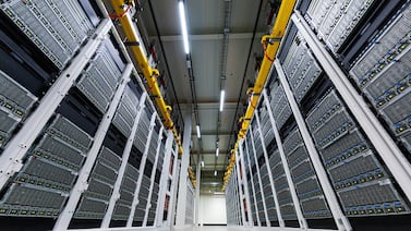 Nuevo sistema: el vidrio grabado con láser almacena datos durante milenios, según Microsoft