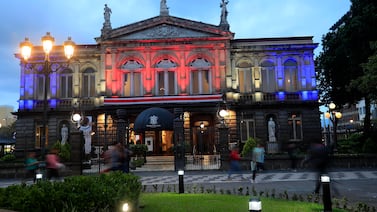 5 consejos profesionales para mejorar sus fotos del Teatro Nacional (y cualquier otro monumento)
