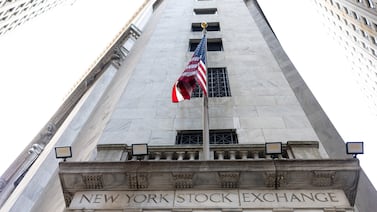 Recorte de tasas de interés de la Fed impulsa a Wall Street a récords; ¿qué significa para Costa Rica?