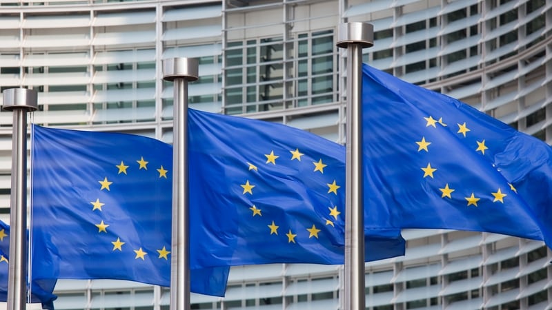 La Unión Europea introdujo regulaciones de transparencia para la publicidad política en redes sociales.