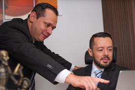 Un dólar que rinde menos