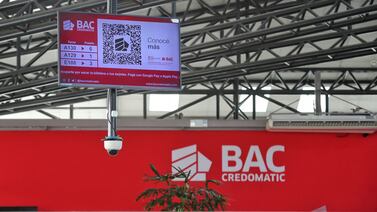 Saldos mínimos, comisiones y más: estos son los cobros que ejecutan los bancos a sus clientes