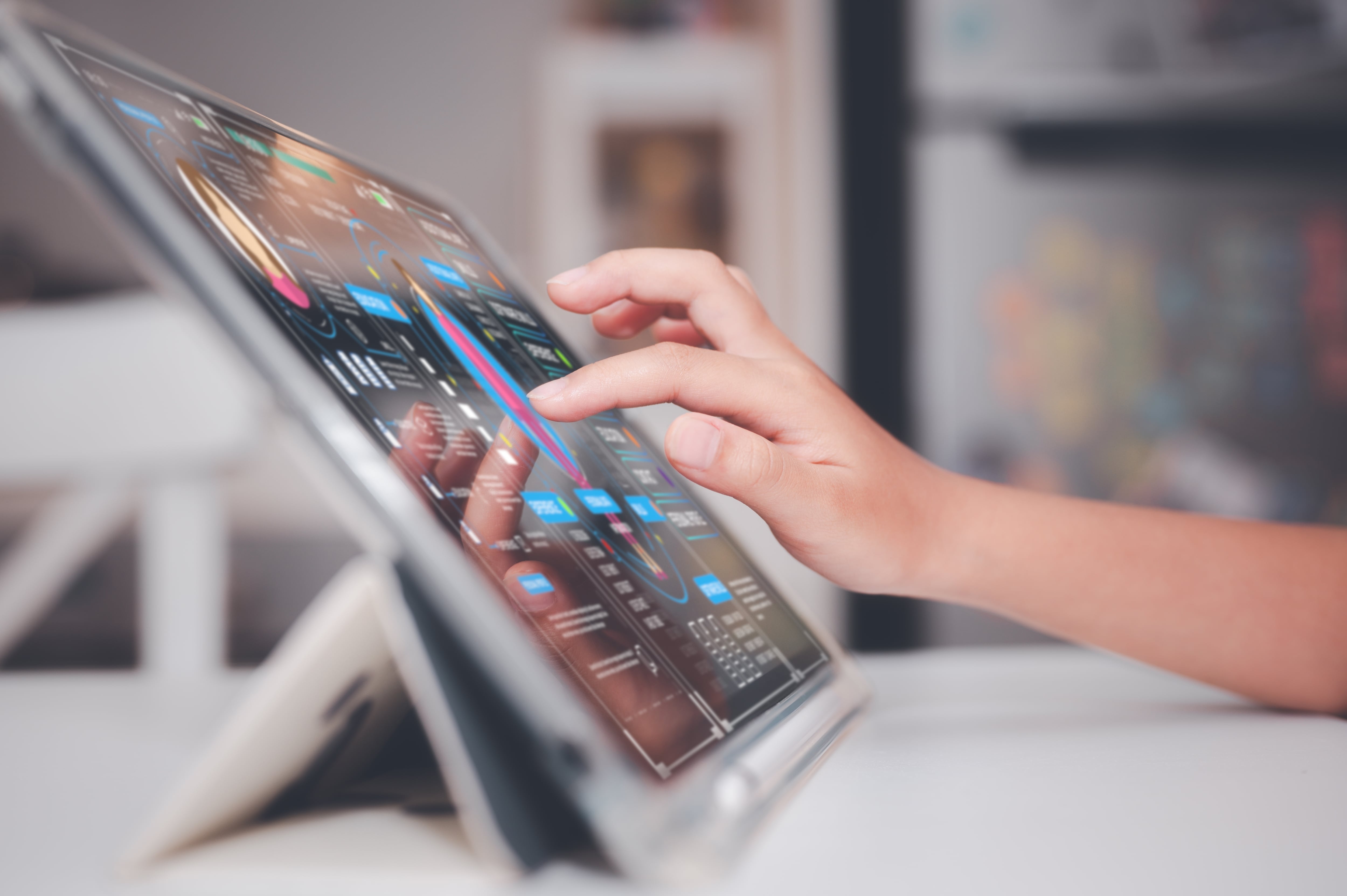 Uso de pantallas, de tecnología, en la educación, Internet en el aula