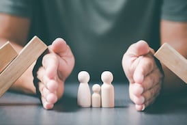 “Decisiones que protegen”: Presentan libro digital y gratuito para acercar al consumidor al mundo de los seguros