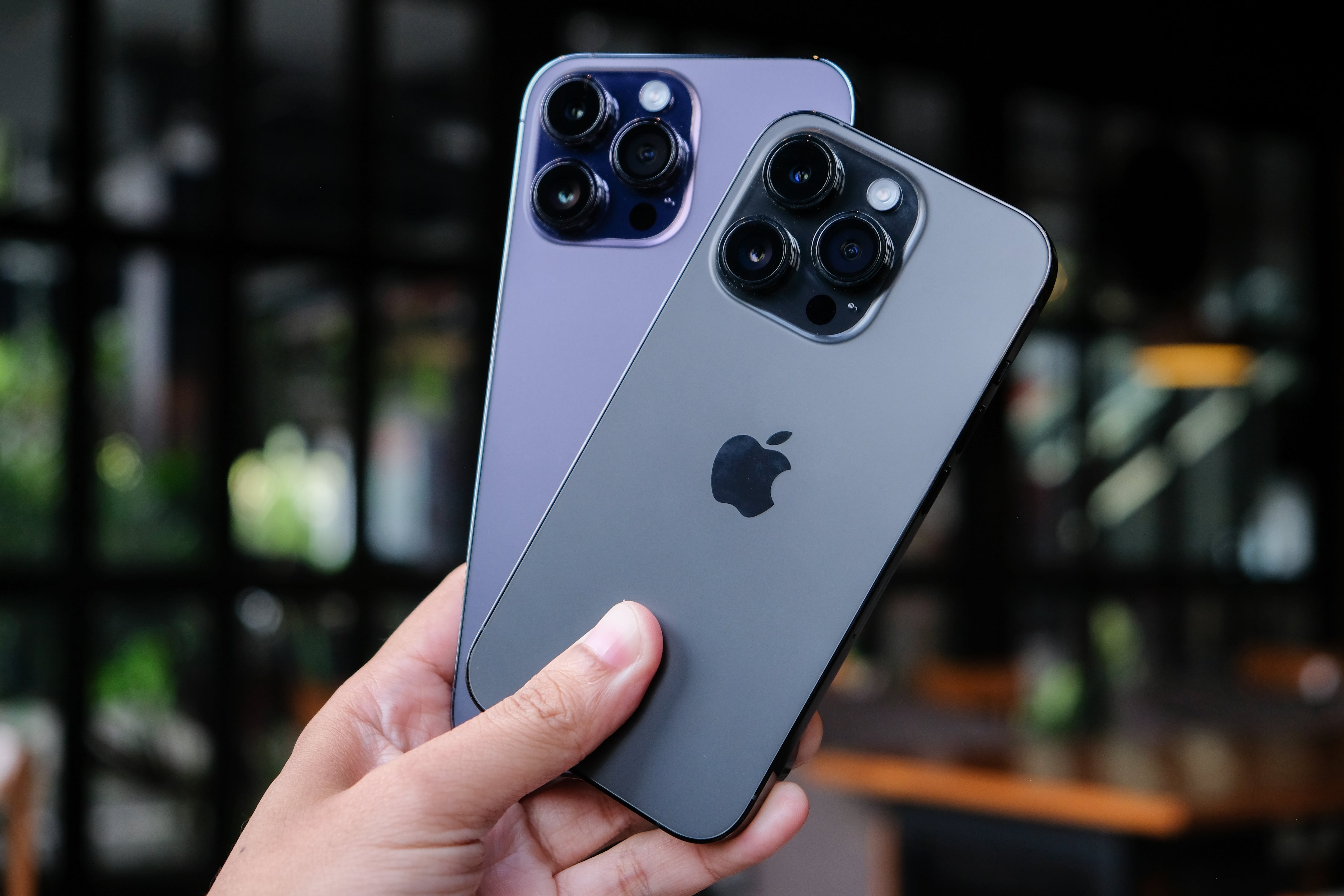 iPhone de Apple es el celular más vendido en el mundo, según StatCounter; ¿qué otras marcas lideran el mercado mundial? | El Financiero | Shutterstock | iPhone 14 Pro | Samsung Galaxy s23 Ultra | Huawei p50 Pro