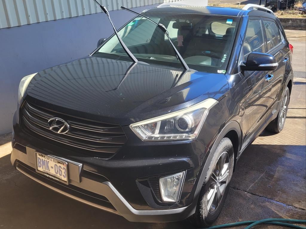 Hyundai Creta GLS 2017, placa BMK063, por ¢6,5 millones