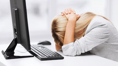 ¿Me puedo incapacitar por estrés o agotamiento laboral? Le explicamos