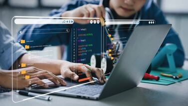 Profesionales de los cantones de Heredia y San José generan el mayor valor agregado a Costa Rica