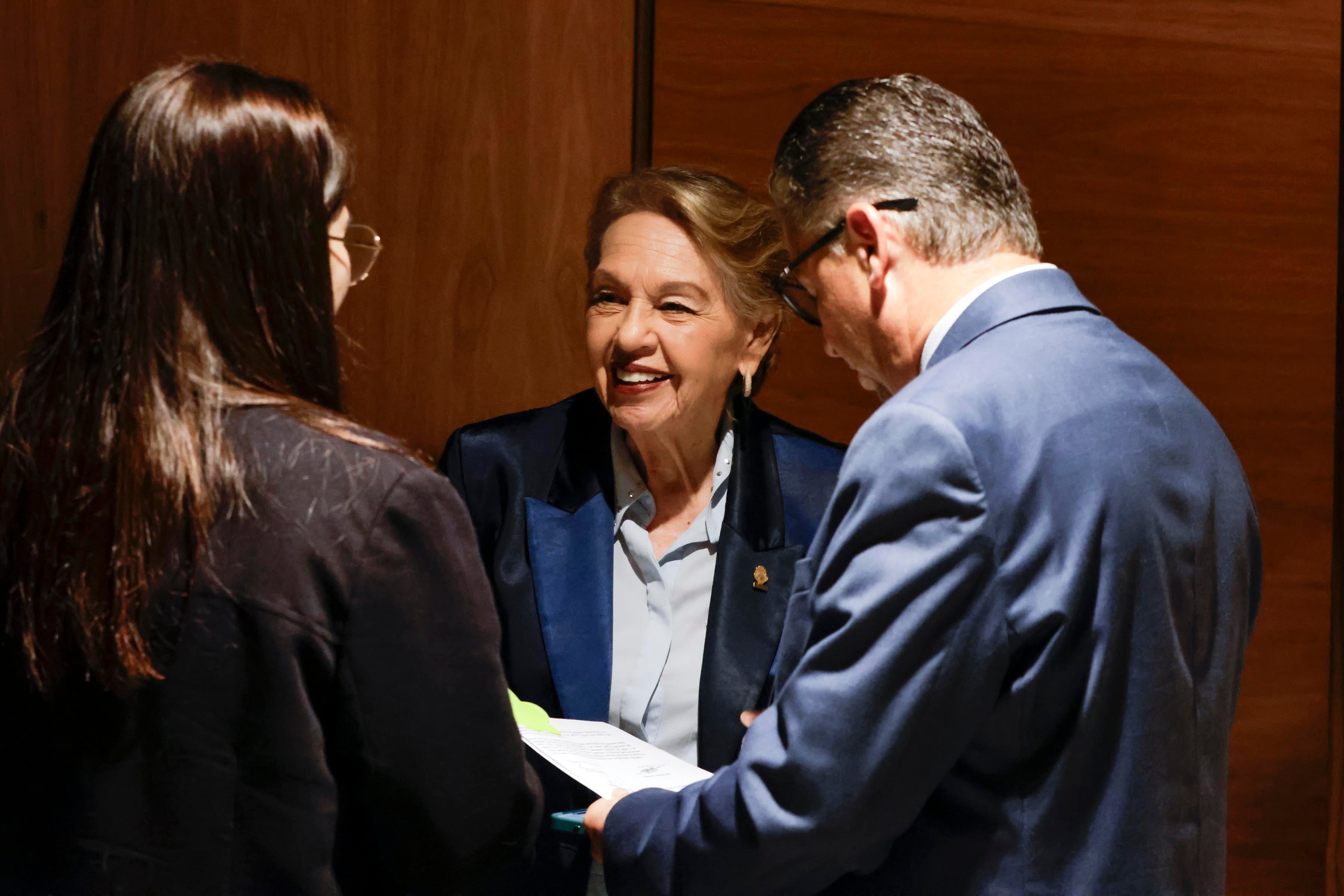 Aprobación de voto de censura contra la ministra de Educación, Anna Katharina Müller.