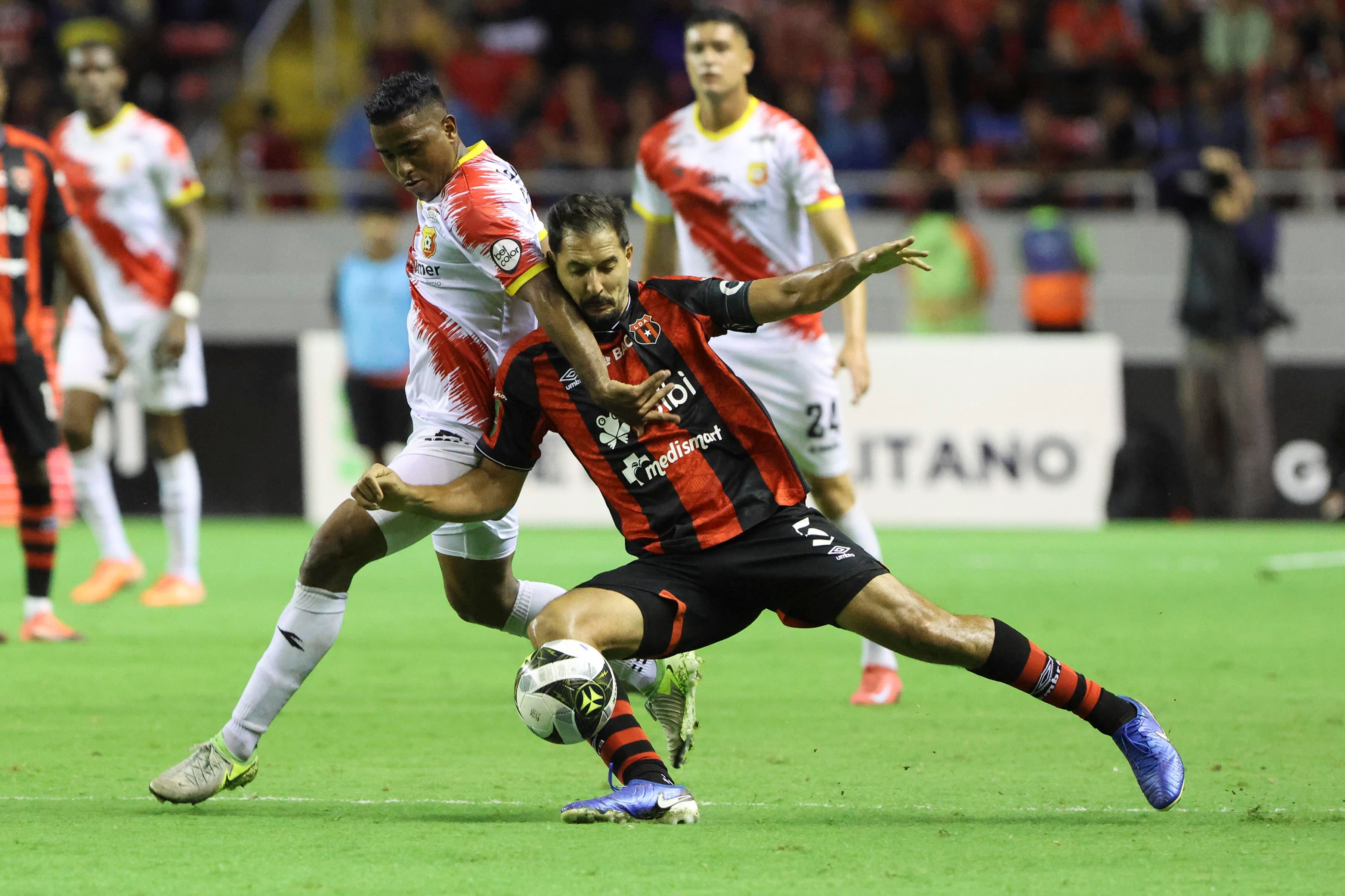 LDA vs Herediano