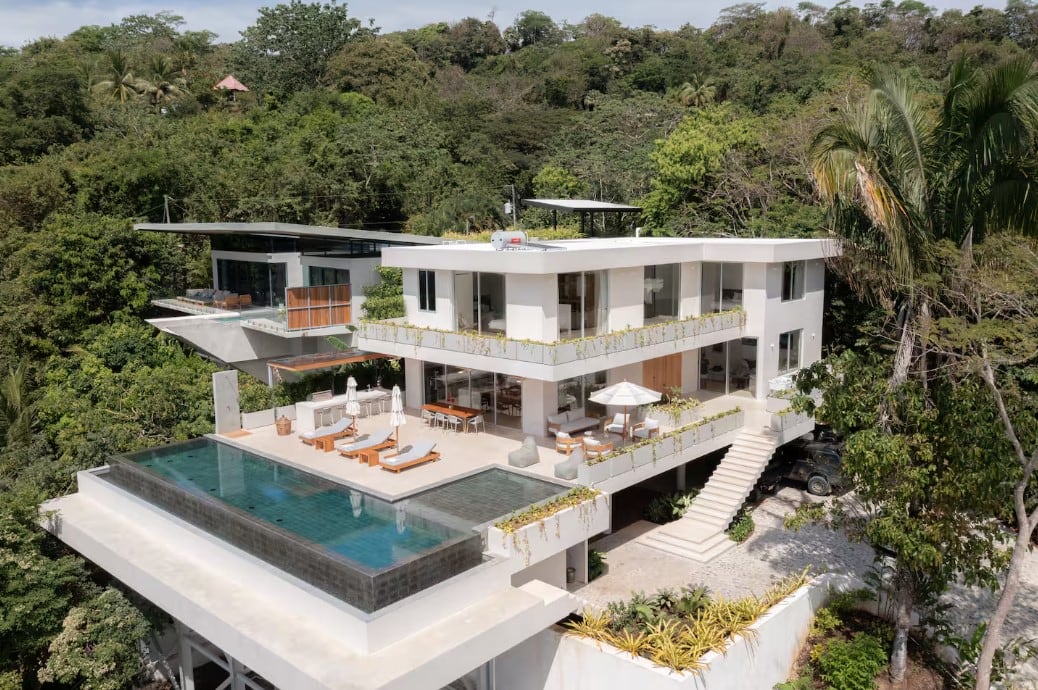 Soluna Villa