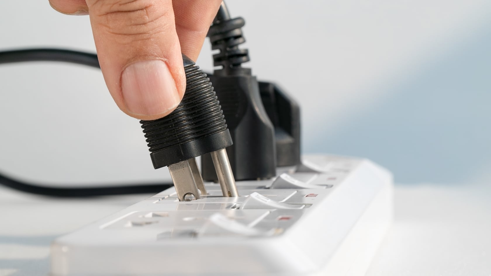 Dos cortes de luz están programados en Heredia para este viernes 17 de octubre por trabajos de la ESPH.