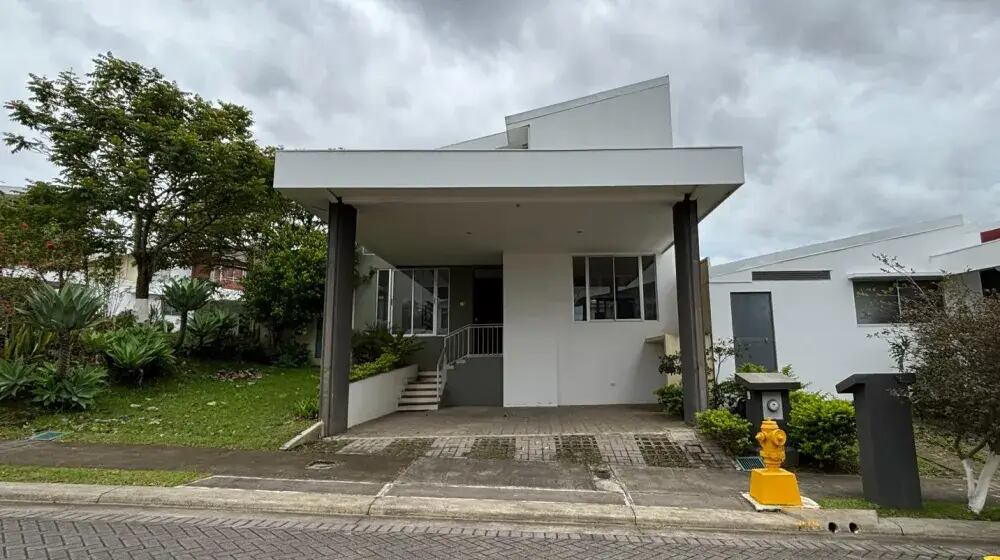 Casa en remate por el BAC