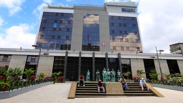 Por primera vez, Banco Central publica curva de rendimientos par soberana en dólares