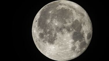 China lanzó una misión para recoger muestras de la cara oculta de la Luna