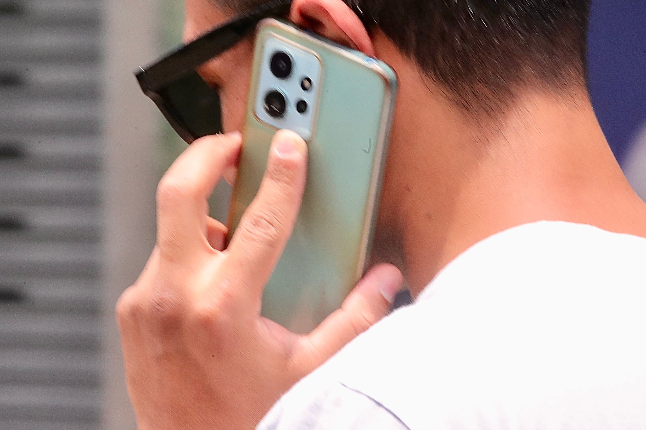Uso teléfono celular