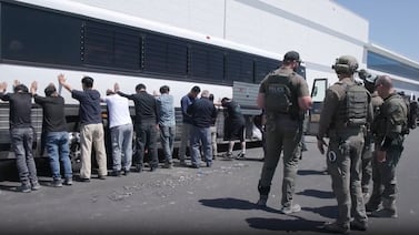 Trump lanza advertencia a compañías extranjeras tras redada, pese a que son inversionistas millonarios en suelo estadounidense