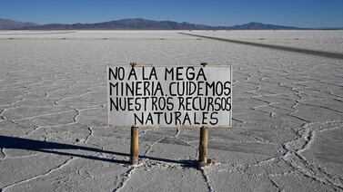 La promesa económica del litio en Argentina opaca la preocupación ambiental