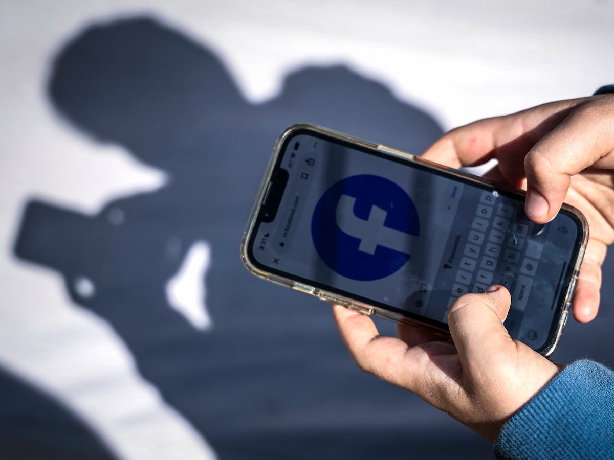 Periodista se desconecta de redes sociales y recupera su "soberanía mental