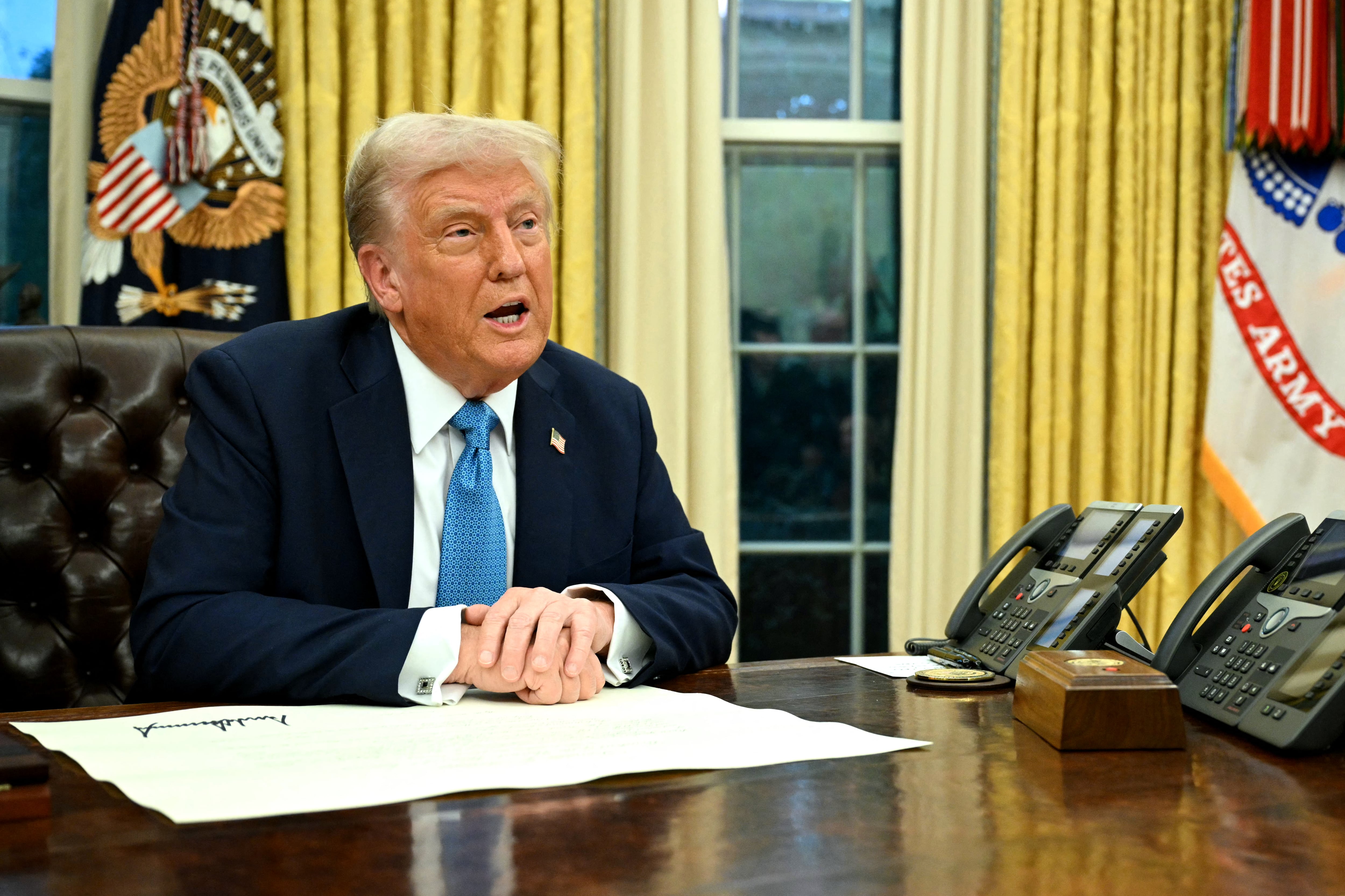 Trump declaró la guerra comercial a México, Canadá y China.