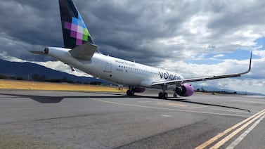 Volaris suspenderá tres rutas desde y hacia Costa Rica; vea los detalles