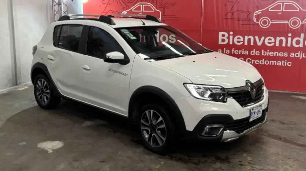 Renault Stepway 2023, placa BYM867, cuyo precio base de referencia es de $10.364.