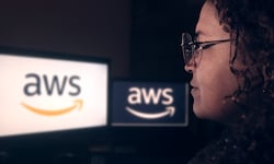 Trainium3: el nuevo chip de inteligencia artificial de Amazon para competir con Nvidia