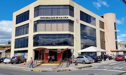 Municipalidad de Alajuela abre puestos de empleo público con salarios de hasta ₡1,8 millones